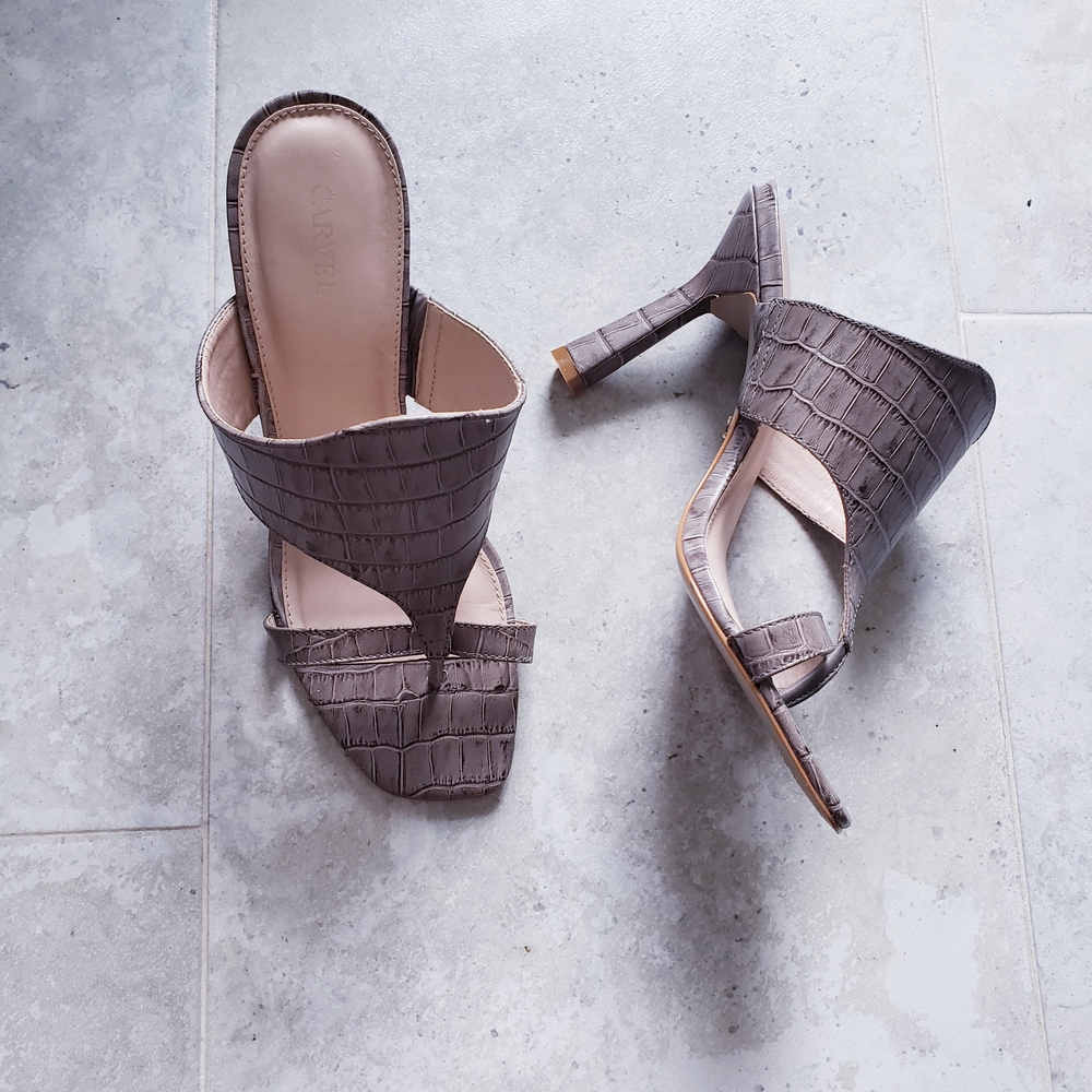 Carvela Chic Brown Croc-Embossed Heels